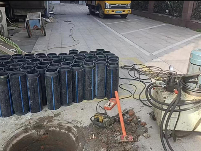 颍州PE置换管厂家 DN315置换管 非开挖管短管置换